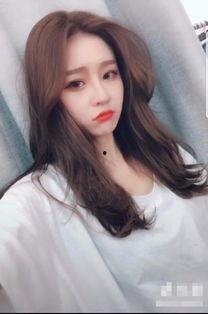 吃料.网红小英被曝大瓜,揭秘背后惊人真相